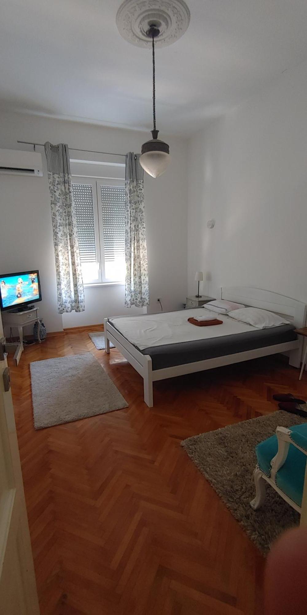 Cricket Park Hostel Белград Екстериор снимка